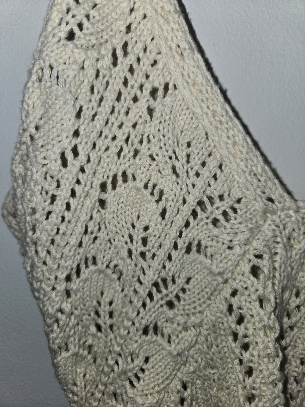 By Together - Cream Boho Beachy Crochet V-Neck Spaghetti Strap Crop Tank Size S - Picture 4 of 13